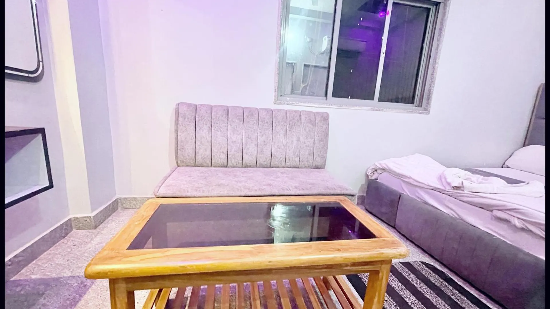 Varanasi Luxury Premium Guest House New Pgh ! Near Kashi Vishwanath Temple And Ganga Ghat With #Wi-Fi #Room Service - Fully Air Conditioned Rooms & Prime Location - Best Hotel In Varanasi